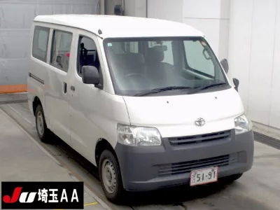 TOYOTA TOWN ACE VAN