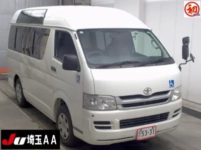 Toyota HiAce Van