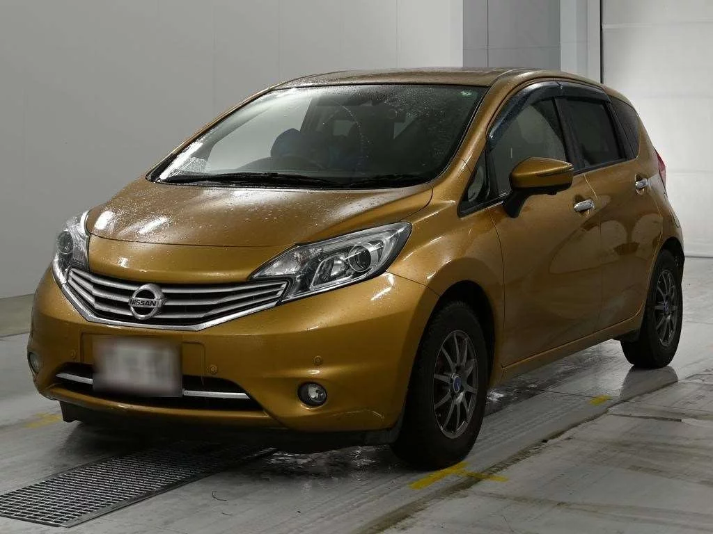 Nissan Note  с аукциона в Японии