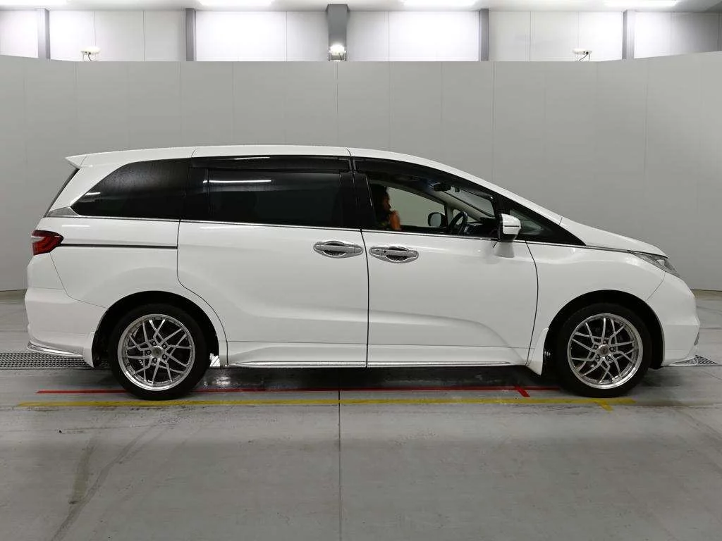 Honda Odyssey  с аукциона в Японии