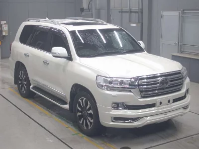 TOYOTA LAND CRUISER