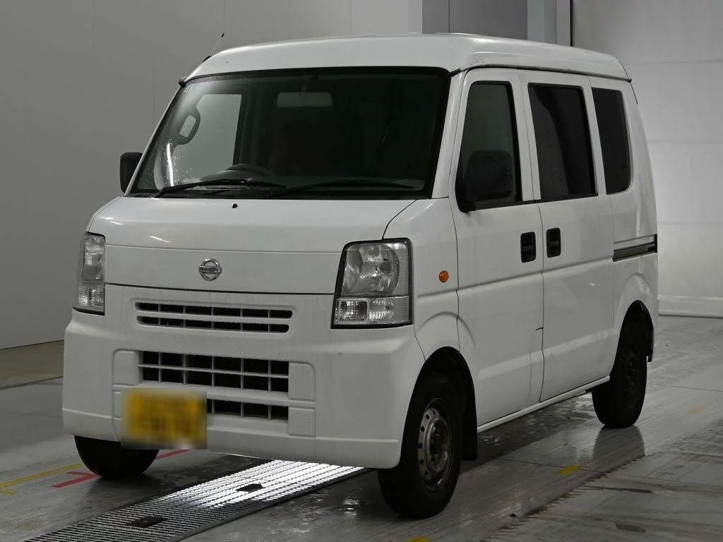 Nissan NV100 Clipper  с аукциона в Японии