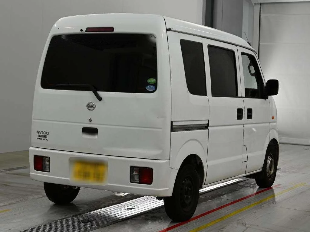 Nissan NV100 Clipper  с аукциона в Японии
