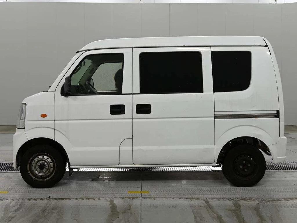Nissan NV100 Clipper  с аукциона в Японии