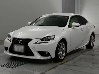 Lexus IS300h