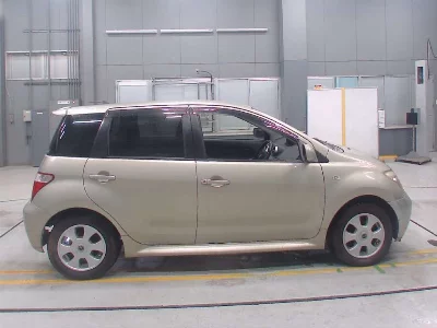 Toyota Ist