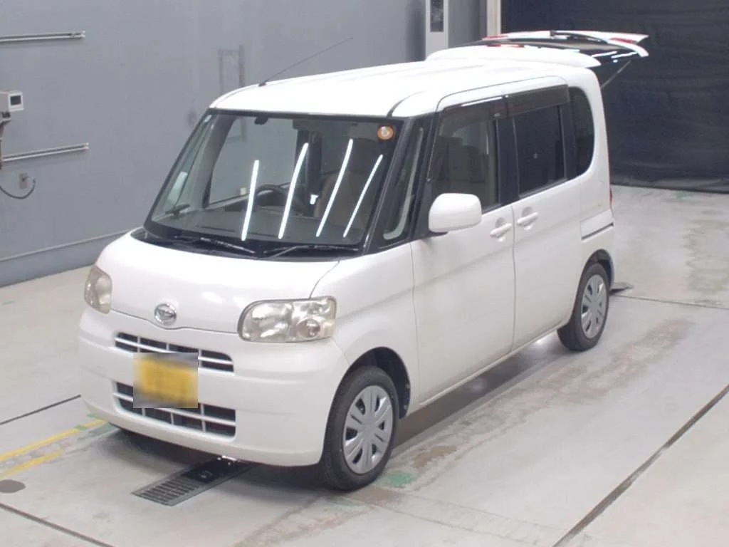 Daihatsu Tanto  с аукциона в Японии
