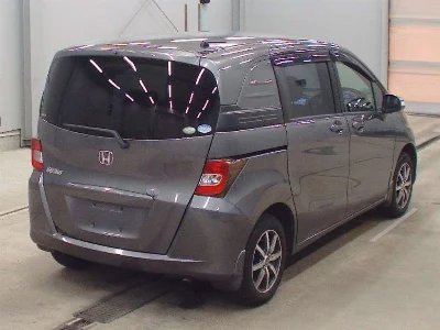 Honda Freed Spike