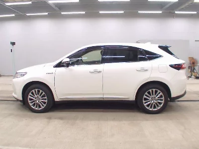 Toyota HARRIER HYBRID