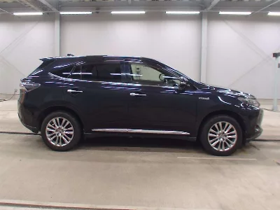 Toyota HARRIER HYBRID