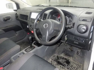 Nissan AD VAN
