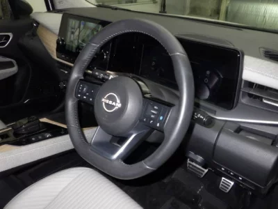 Nissan Aura