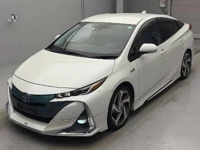 Toyota Prius PHV