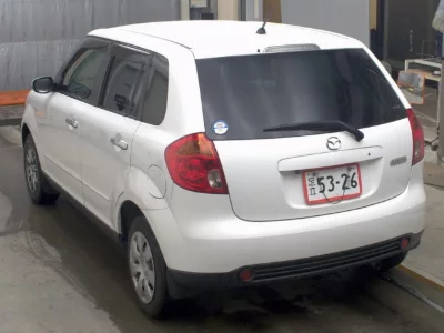 Mazda Verisa