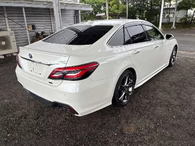 TOYOTA CROWN HYBRID