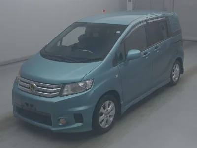 Honda Freed Spike