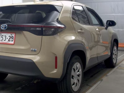 TOYOTA YARIS CROSS