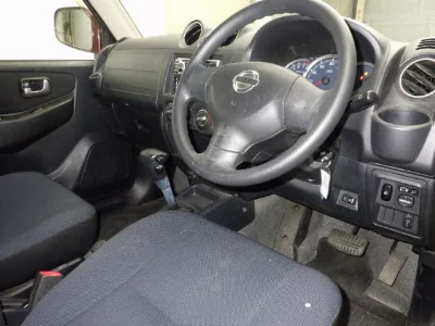 Nissan Kix