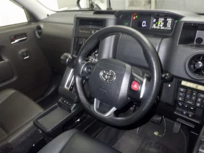 TOYOTA JPN TAXI