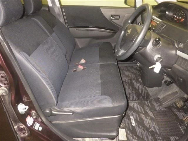 Daihatsu Move  с аукциона в Японии