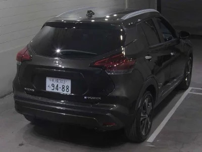 NISSAN KICKS