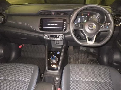 NISSAN KICKS