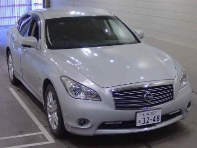 Nissan FUGA HYBRID