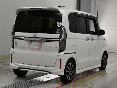 Honda N BOX CUSTOM