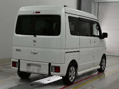 NISSAN NV100 CLIPPER RIO