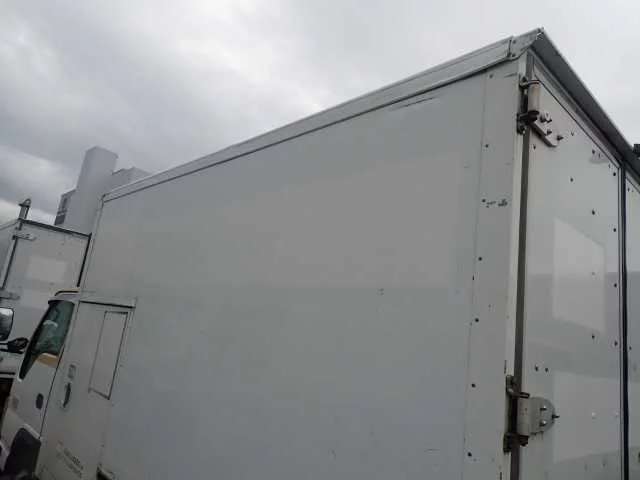Isuzu Elf  с аукциона в Японии