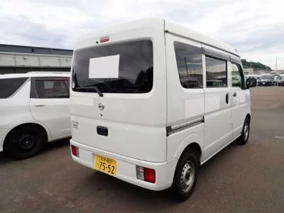 NISSAN NV100 CLIPPER