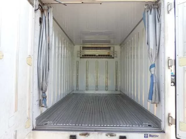Hino Dutro  с аукциона в Японии