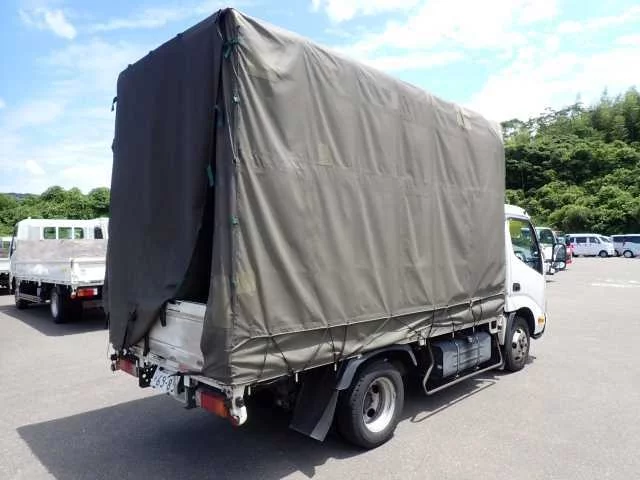 Hino Dutro  с аукциона в Японии