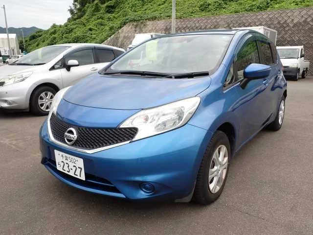 Nissan Note  с аукциона в Японии