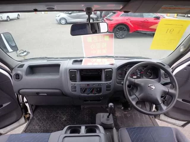 Nissan Caravan  с аукциона в Японии