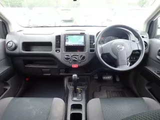 Nissan AD