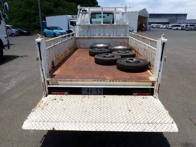 Mazda BONGO TRUCK