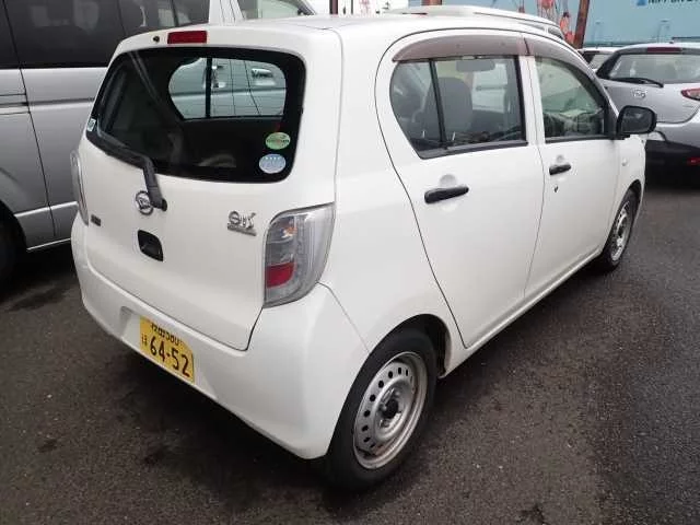 Daihatsu Mira e:S  с аукциона в Японии