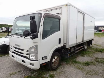Isuzu Elf