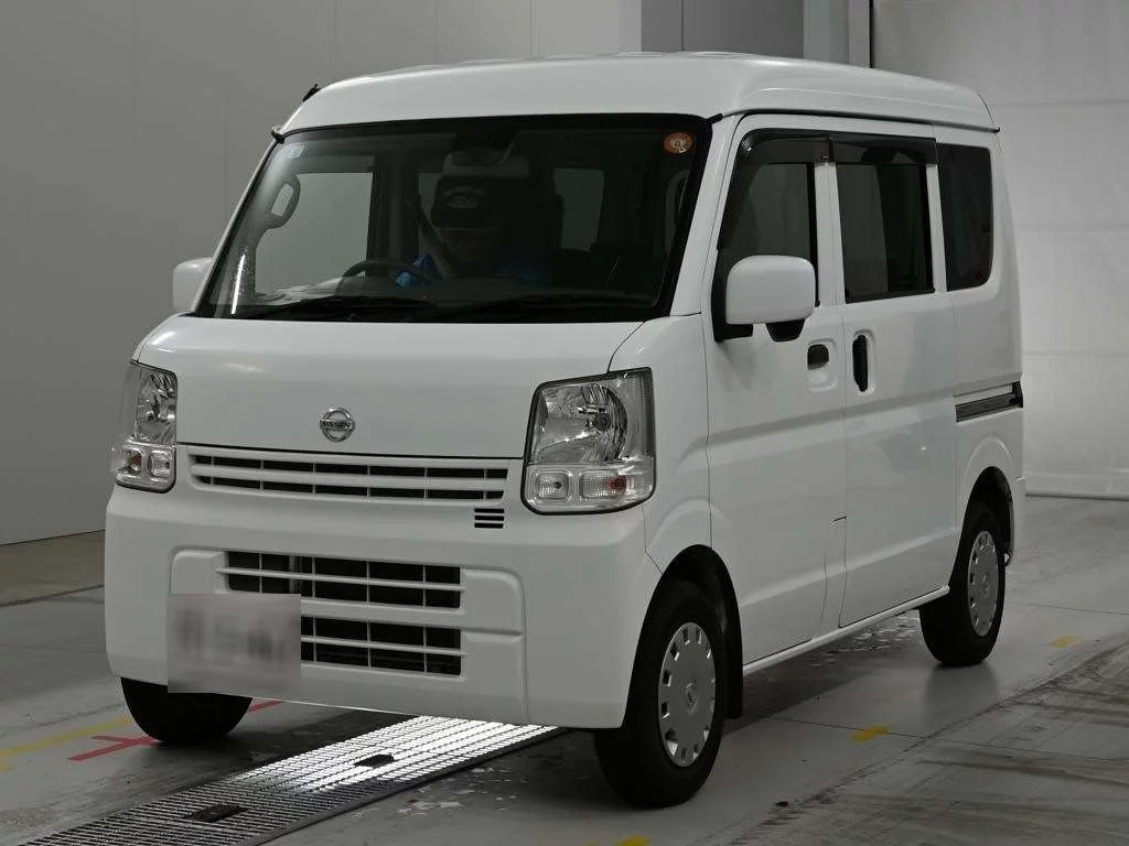 Nissan NV100 Clipper  с аукциона в Японии