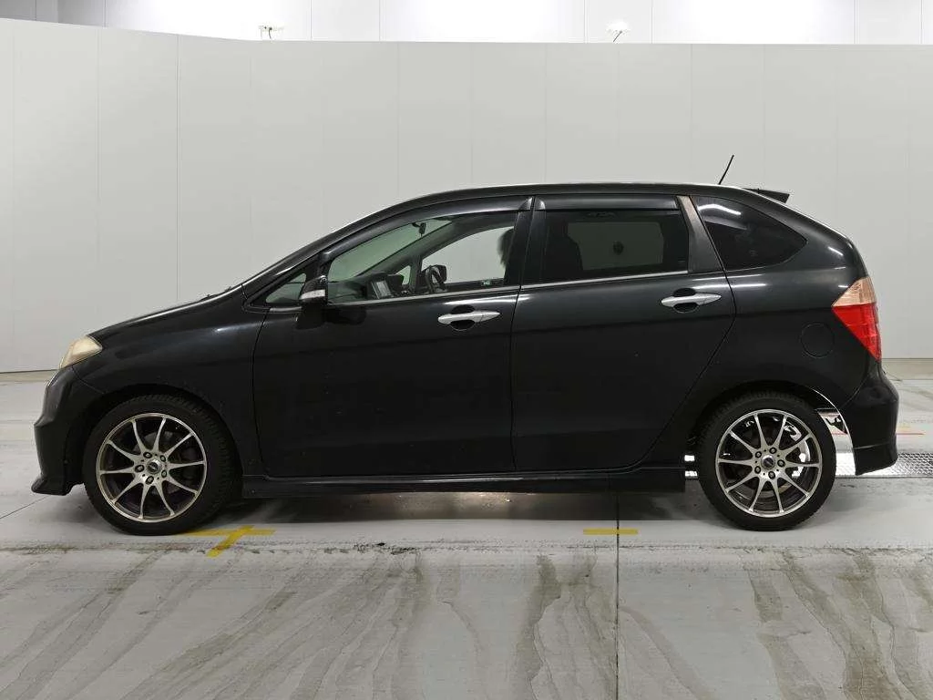 Honda Edix  с аукциона в Японии