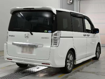 Honda STEPWGN SPADA