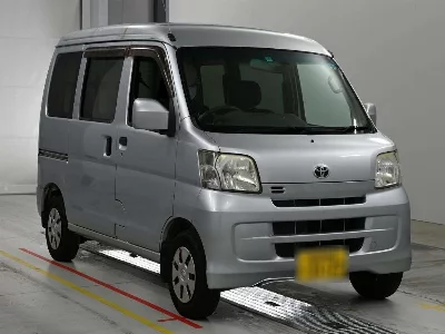 Toyota Pixis Van