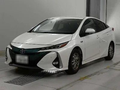 Toyota Prius PHV