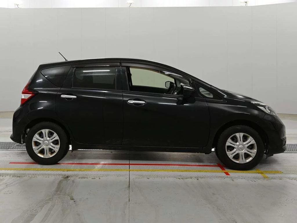 Nissan Note  с аукциона в Японии