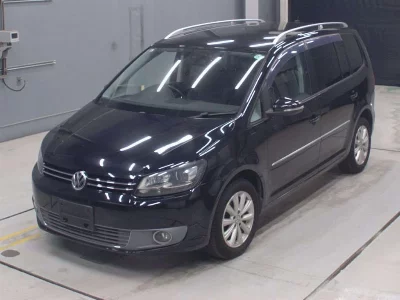 VOLKSWAGEN GOLF TOURAN