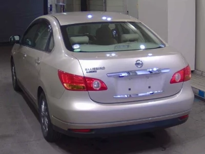 Nissan BLUEBIRD SYLPHY