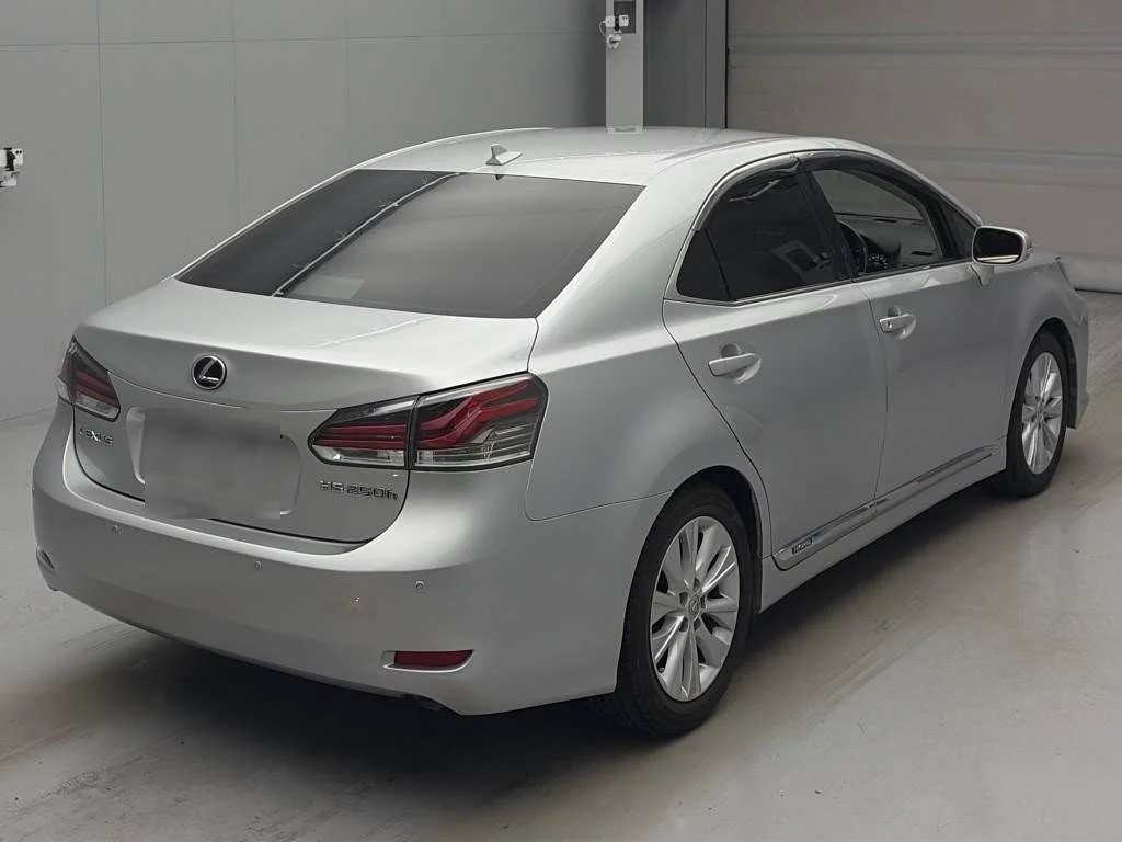 Lexus HS250h  с аукциона в Японии