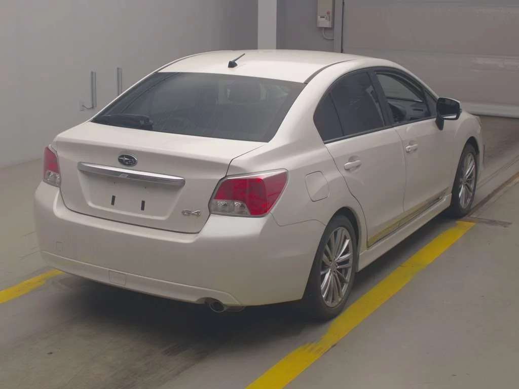 Subaru Impreza  с аукциона в Японии