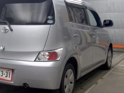 Toyota bB
